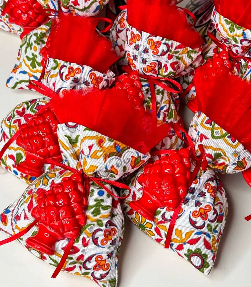 sacchetti bomboniere laurea rosse